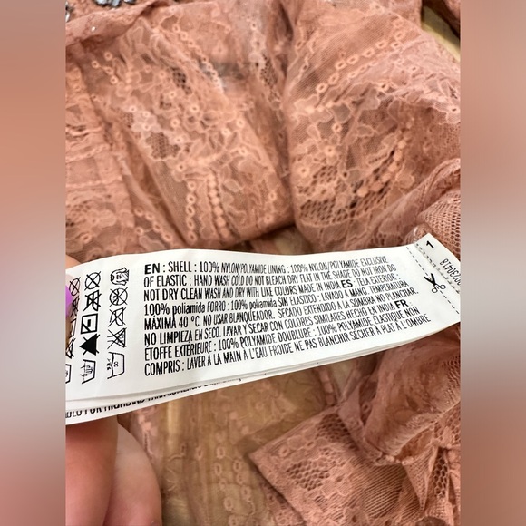 Forever 21 dainty lace long sleeve peplum embroidered sparkle beaded top blouse - Picture 15 of 15